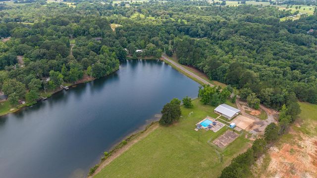 6631 Maplewood, Gilmer, TX 75645