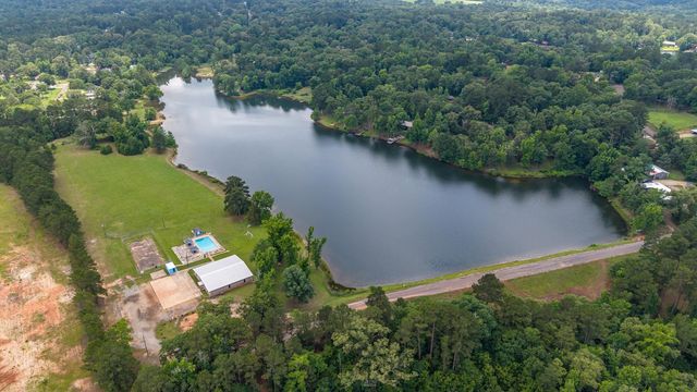 6631 Maplewood, Gilmer, TX 75645
