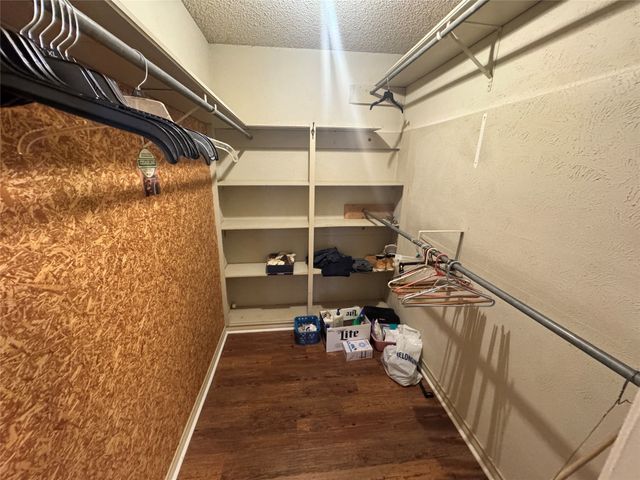 700 Highwoods Trail, Fort Worth, TX 76112