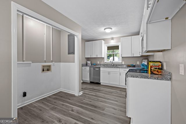 114 Paddle Wheel Drive, Lagrange, GA 30240