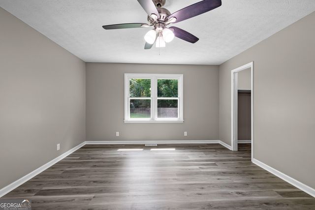 114 Paddle Wheel Drive, Lagrange, GA 30240