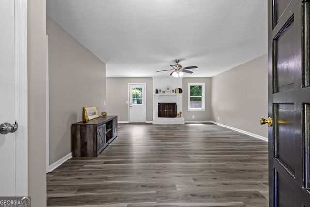 114 Paddle Wheel Drive, Lagrange, GA 30240