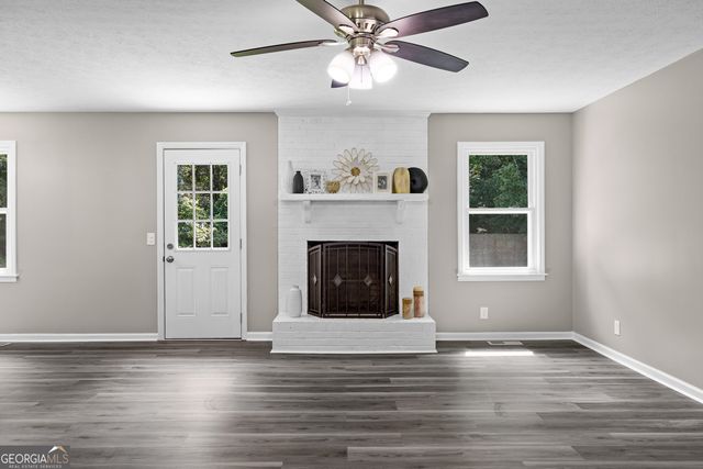 114 Paddle Wheel Drive, Lagrange, GA 30240
