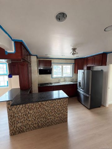 11120 14th Road, College Point, NY 11356