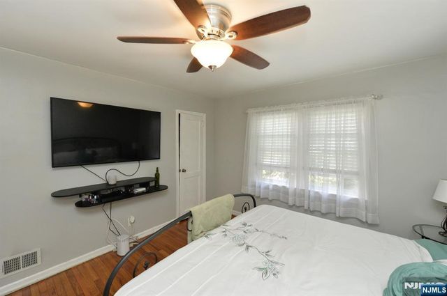 65 E Linden Avenue, Dumont, NJ 07628