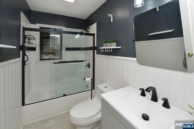 65 E Linden Avenue, Dumont, NJ 07628