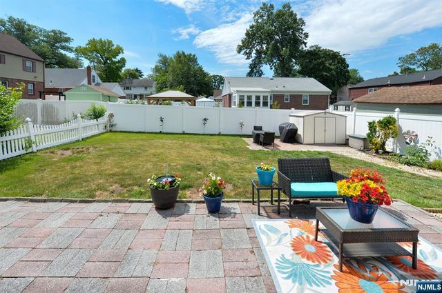 65 E Linden Avenue, Dumont, NJ 07628