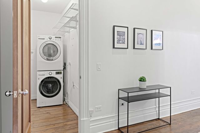 1400 W Chestnut Street 1, Chicago, IL 60642