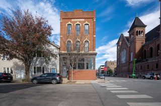 1400 W Chestnut Street 1, Chicago, IL 60642