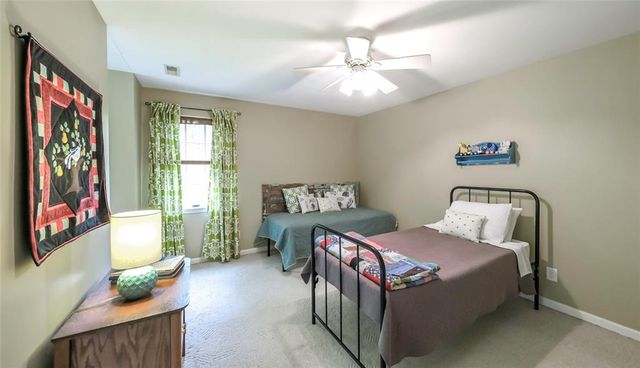 99 Oakland Court, Tallapoosa, GA 30176