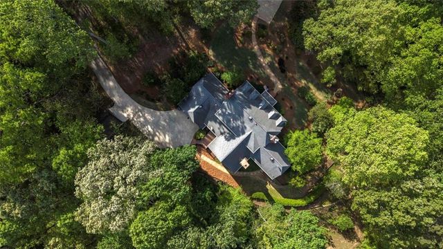 99 Oakland Court, Tallapoosa, GA 30176