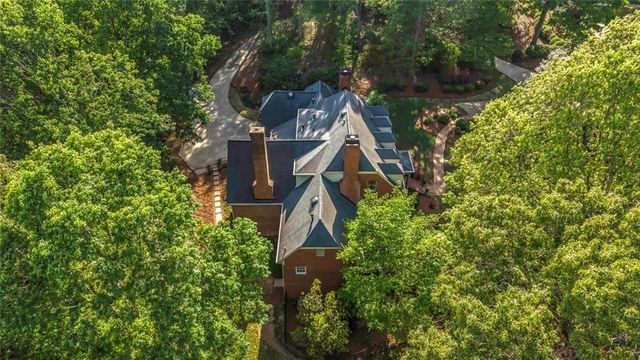 99 Oakland Court, Tallapoosa, GA 30176