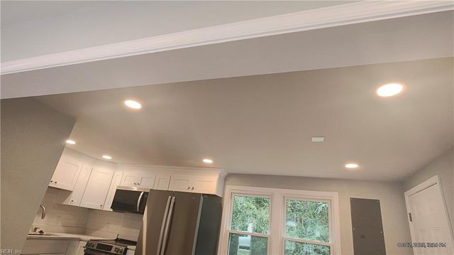 609 Chisholm LN, Suffolk, VA 23434