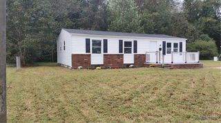 609 Chisholm LN, Suffolk, VA 23434