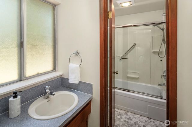 344 S 183rd Street, Burien, WA 98148