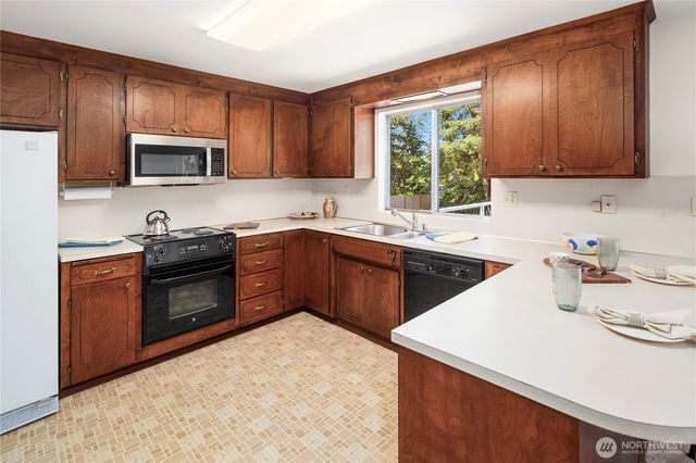 344 S 183rd Street, Burien, WA 98148