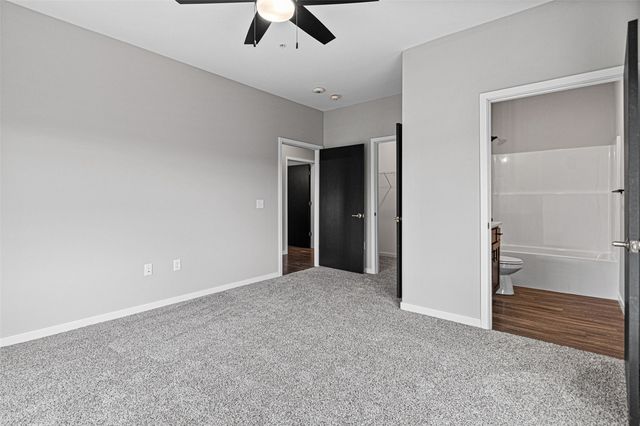 2877 Spring Rose Circle 111, Coralville, IA 52241