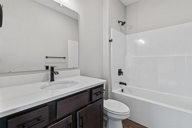 2877 Spring Rose Circle 111, Coralville, IA 52241