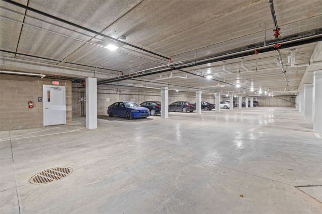 2877 Spring Rose Circle 111, Coralville, IA 52241