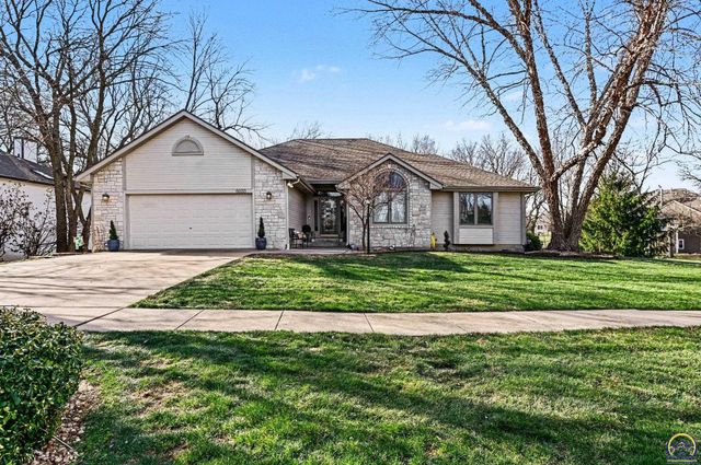6033 SW 39th ST, Topeka, KS 66610
