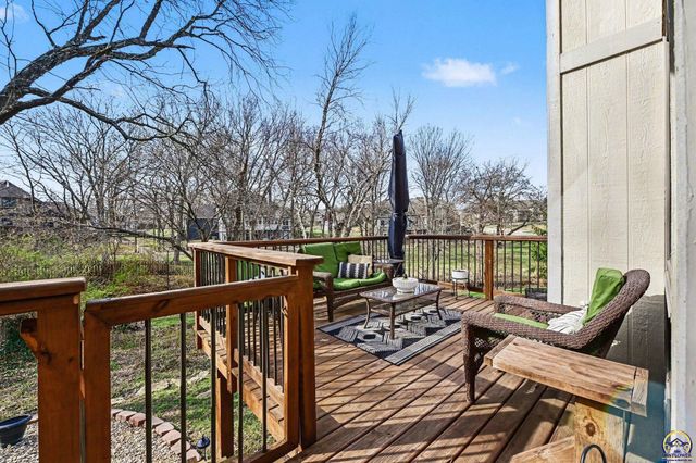 6033 SW 39th ST, Topeka, KS 66610