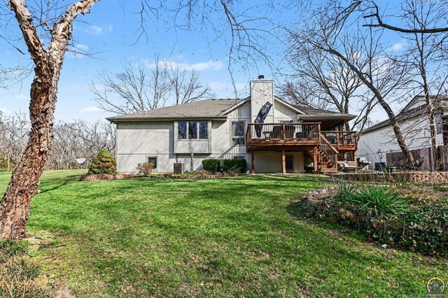 6033 SW 39th ST, Topeka, KS 66610