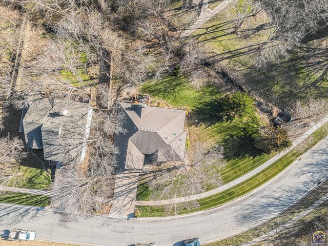 6033 SW 39th ST, Topeka, KS 66610