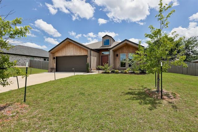 324 Megan Court, Blanchard, OK 73010