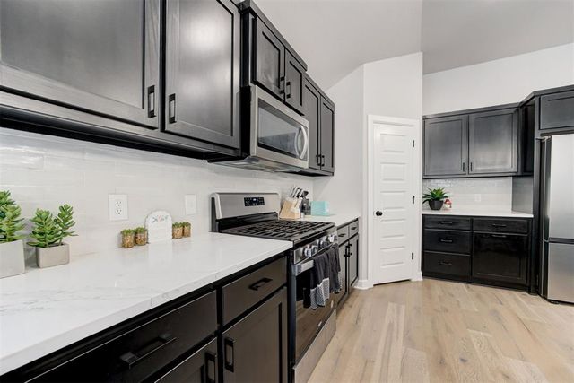324 Megan Court, Blanchard, OK 73010
