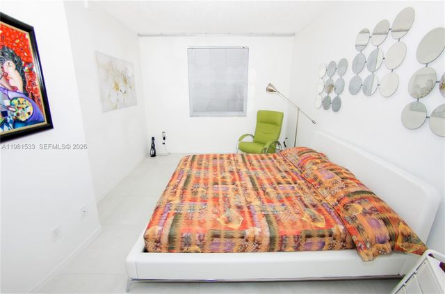 17145 N Bay Rd 4402, Sunny Isles Beach, FL 33160