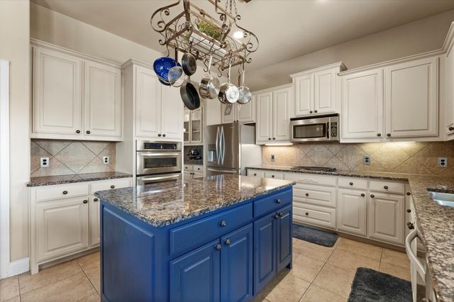 633 Stevenson Drive, Fate, TX 75087