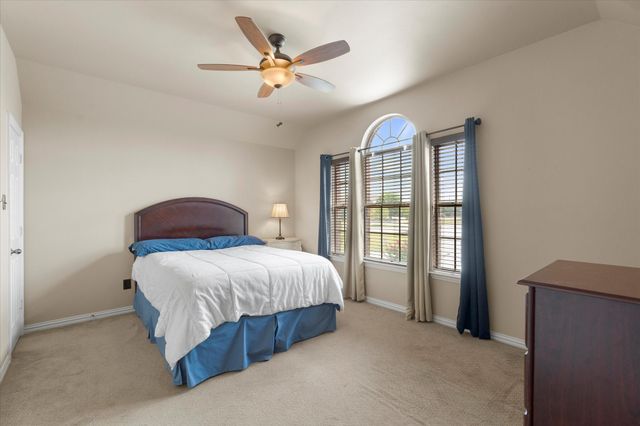 633 Stevenson Drive, Fate, TX 75087