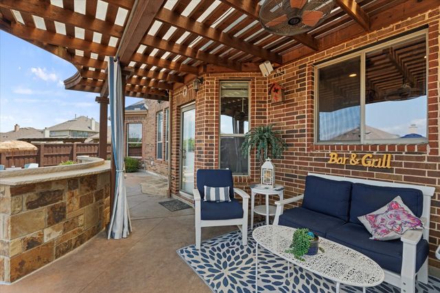 633 Stevenson Drive, Fate, TX 75087