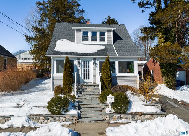 206 Highland Avenue, West Haven, CT 06516