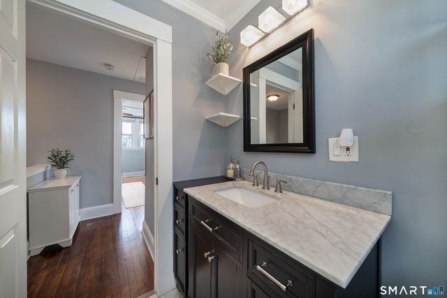 206 Highland Avenue, West Haven, CT 06516