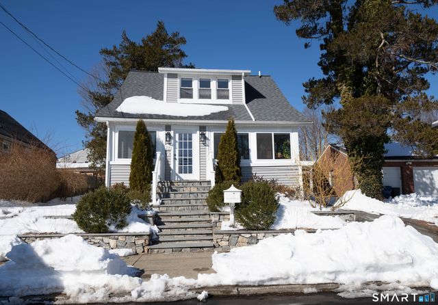 206 Highland Avenue, West Haven, CT 06516