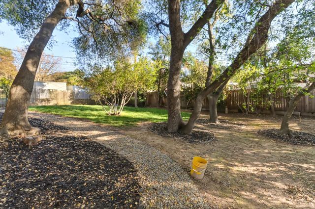 7320 Douglas Blvd, Granite Bay, CA 95746