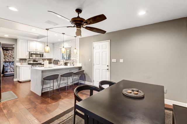 7320 Douglas Blvd, Granite Bay, CA 95746