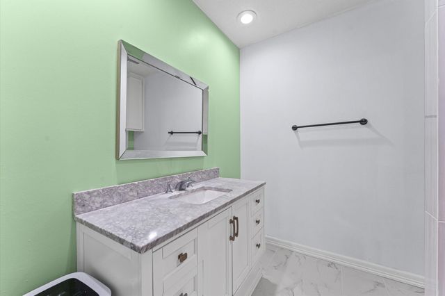 11519 Sageperry Drive, Houston, TX 77089