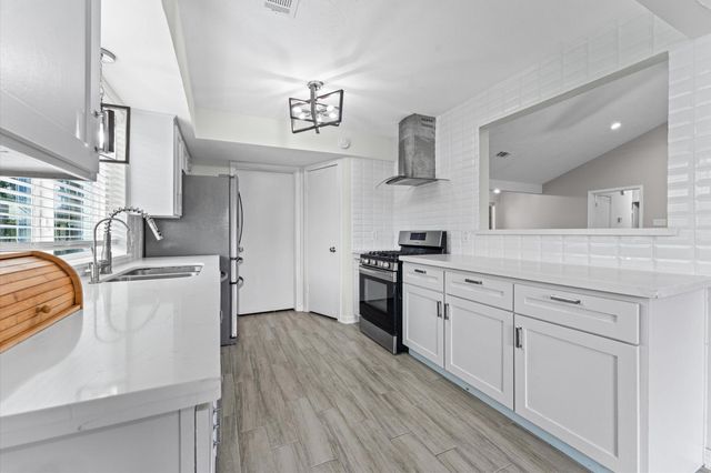 11519 Sageperry Drive, Houston, TX 77089