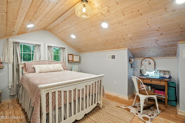 2159 Oakdale Road, Mccomb, MS 39648