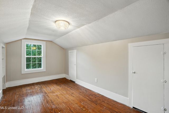 2159 Oakdale Road, Mccomb, MS 39648