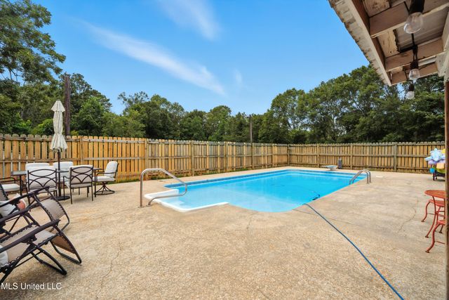 2159 Oakdale Road, Mccomb, MS 39648