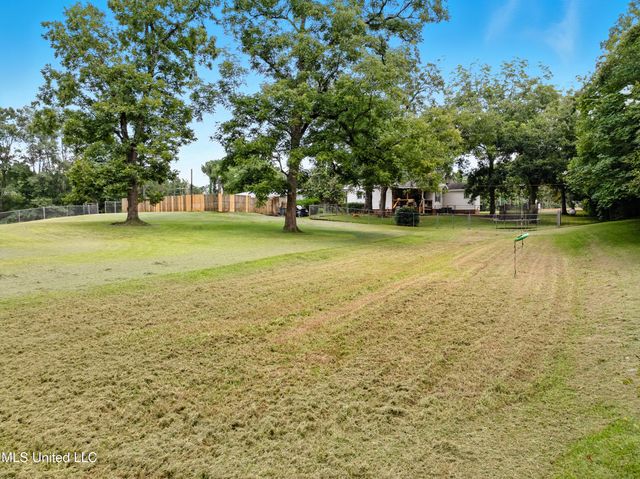 2159 Oakdale Road, Mccomb, MS 39648