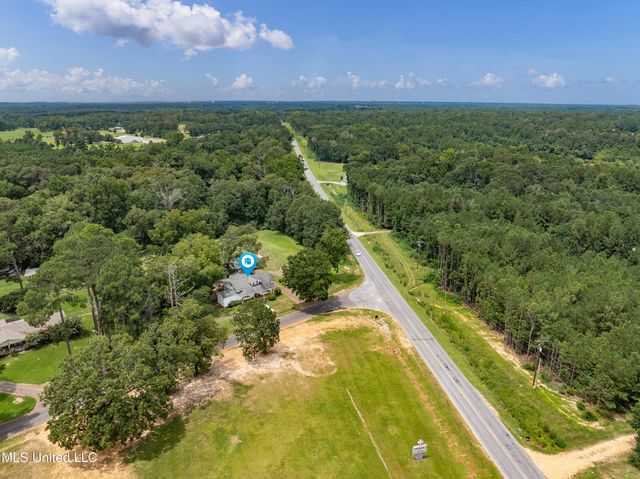 2159 Oakdale Road, Mccomb, MS 39648