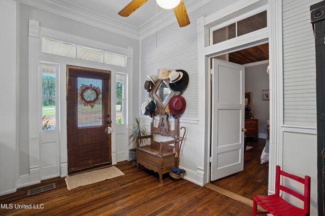 2159 Oakdale Road, Mccomb, MS 39648