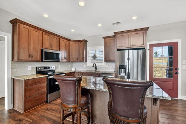 28 Mountaintown Overlook, Ellijay, GA 30540