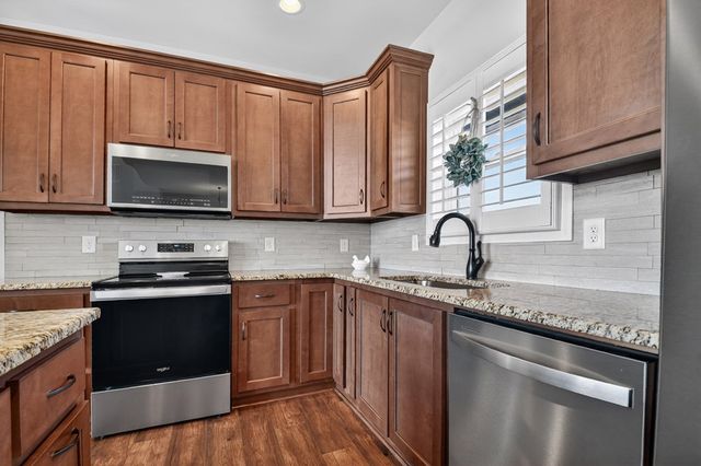 28 Mountaintown Overlook, Ellijay, GA 30540