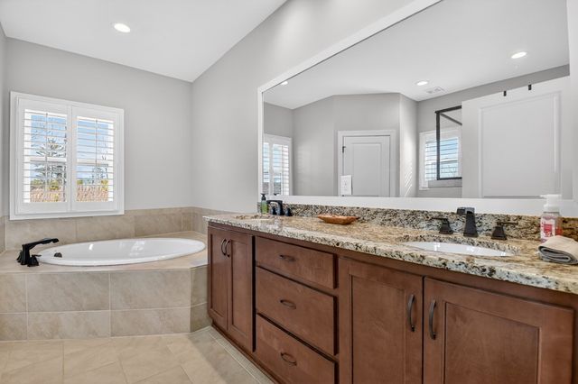 28 Mountaintown Overlook, Ellijay, GA 30540