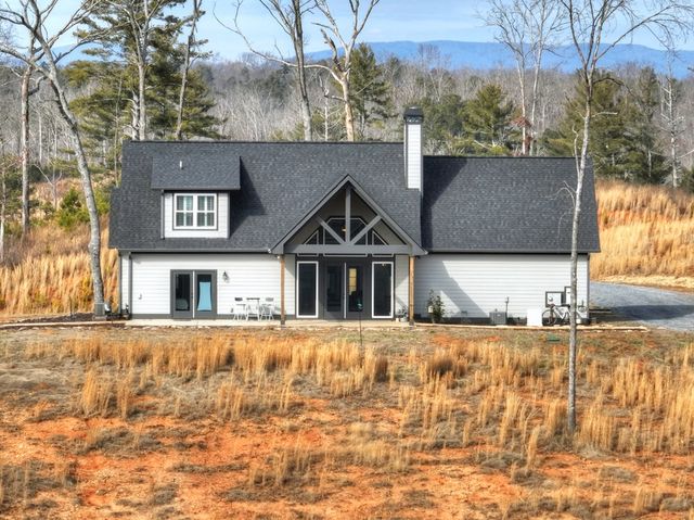 28 Mountaintown Overlook, Ellijay, GA 30540